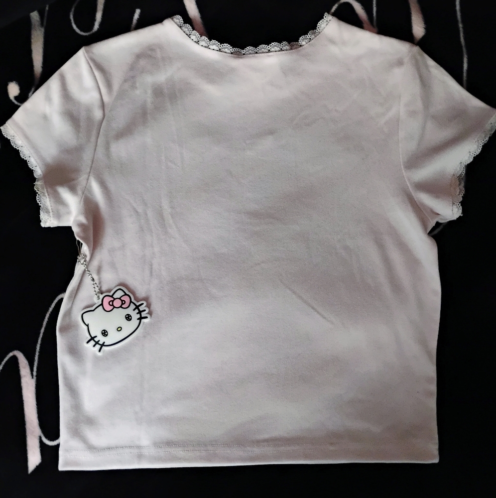 💥SOLD💥 My Melody Pink Short Sleeve Baby Tee Lace Trim Size Medium Brand New - Picture 2 of 6